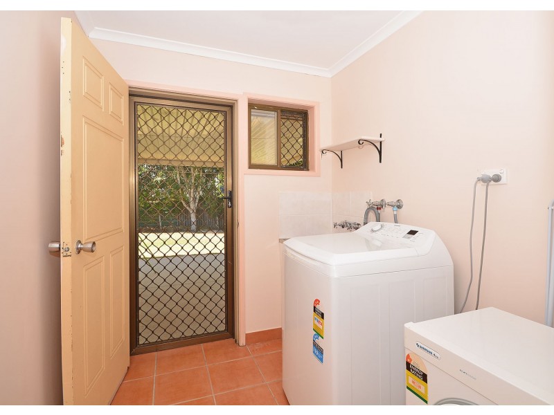 14 Maryanne Court, Point Vernon QLD 4655