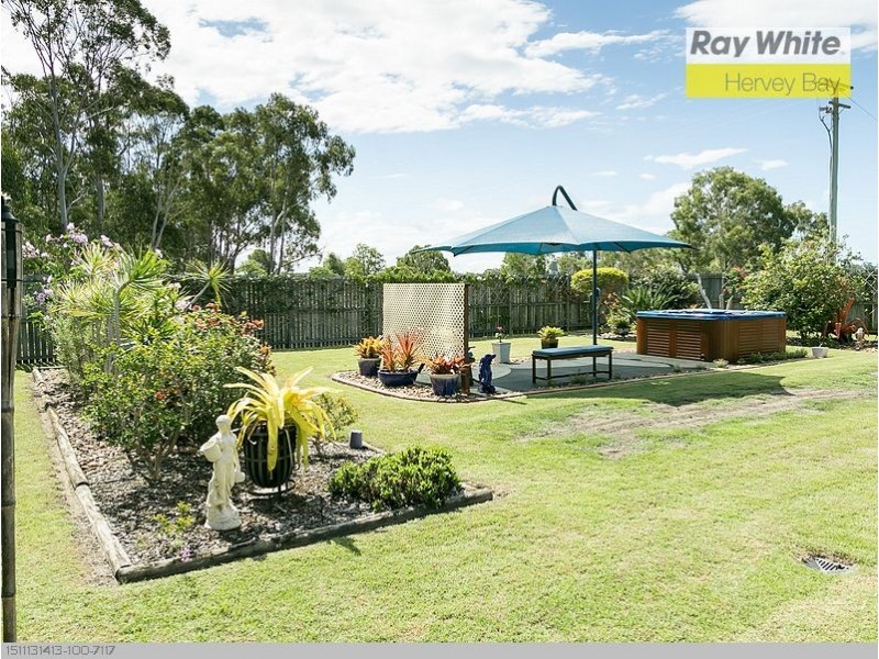 1 Lakeside Drive, Burrum Heads QLD 4659