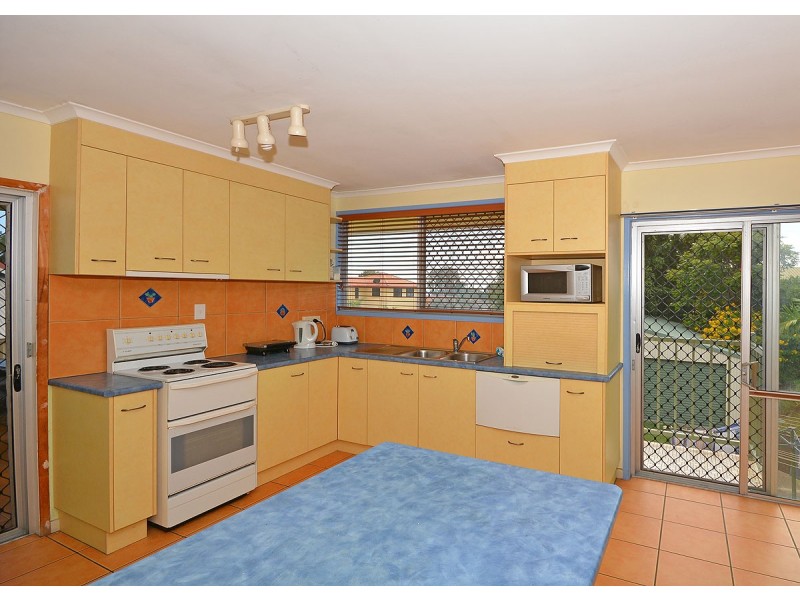 172 Long Street, Point Vernon QLD 4655