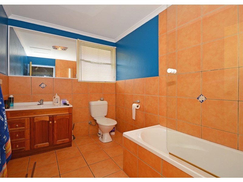 172 Long Street, Point Vernon QLD 4655