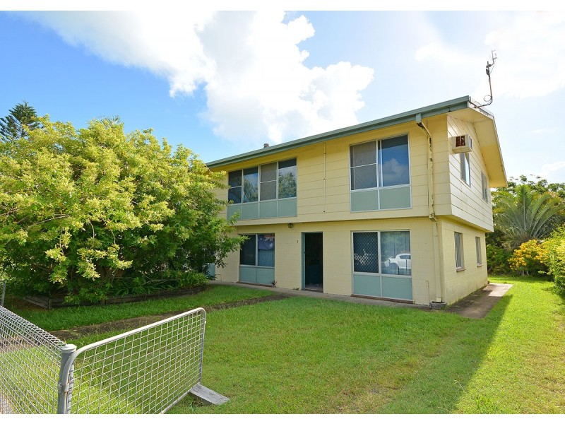 172 Long Street, Point Vernon QLD 4655