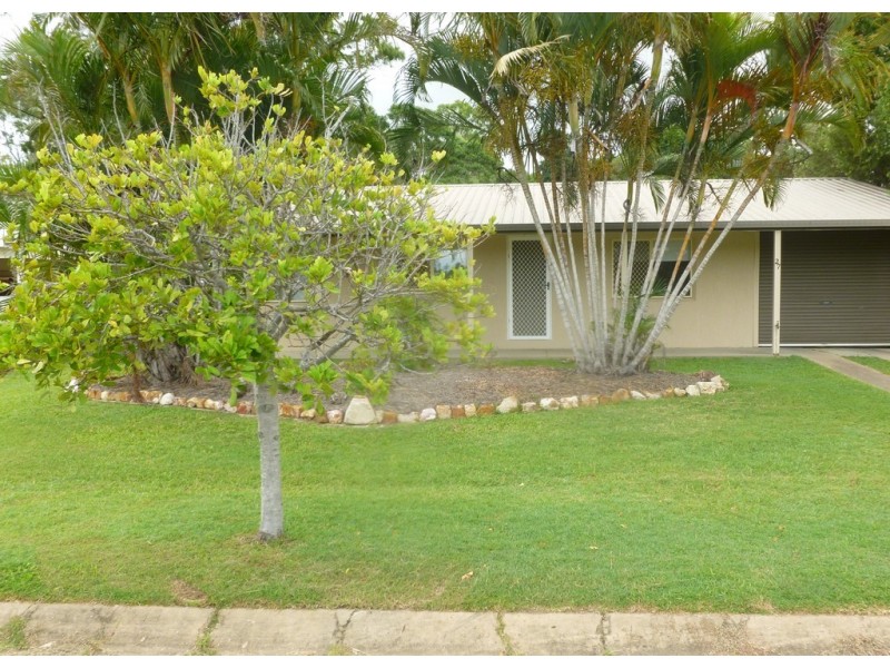 27 Fairway Drive, Urraween QLD 4655