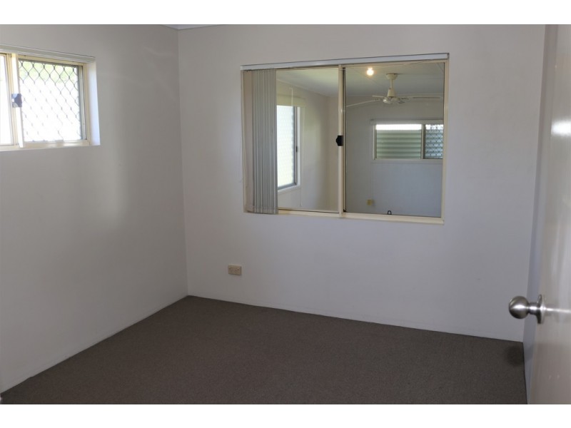 27 Fairway Drive, Urraween QLD 4655