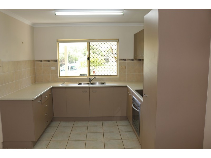 27 Fairway Drive, Urraween QLD 4655