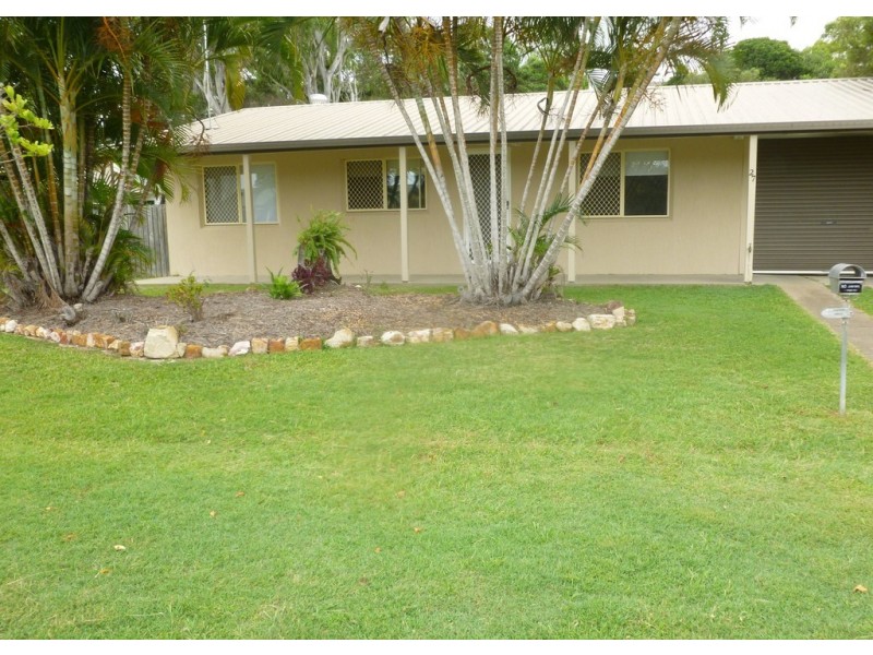 27 Fairway Drive, Urraween QLD 4655