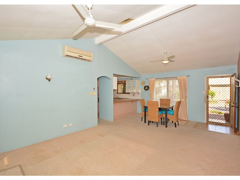 7/85 Miller Street, Urangan QLD 4655