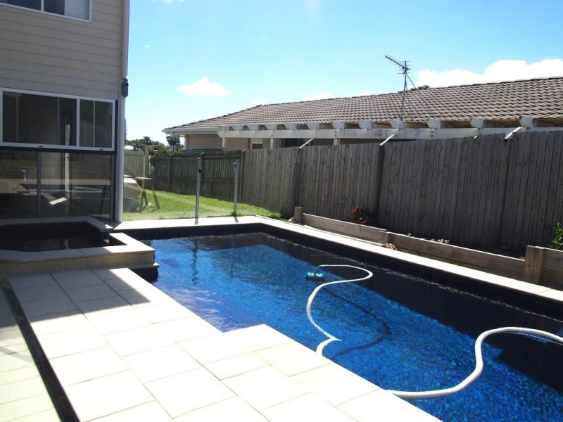 30 Baird Drive, Pialba QLD 4655