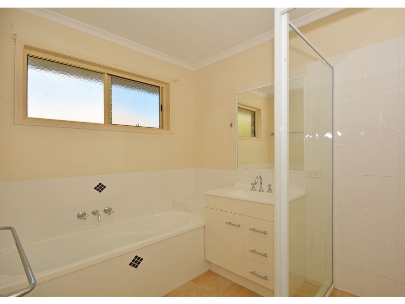 15 Trill Court, Urangan QLD 4655