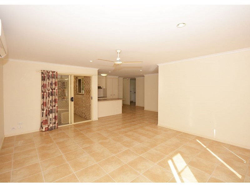 15 Trill Court, Urangan QLD 4655