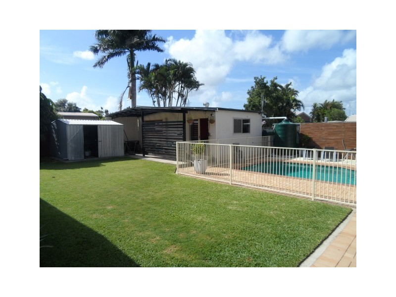 19 Caddy, Urraween QLD 4655