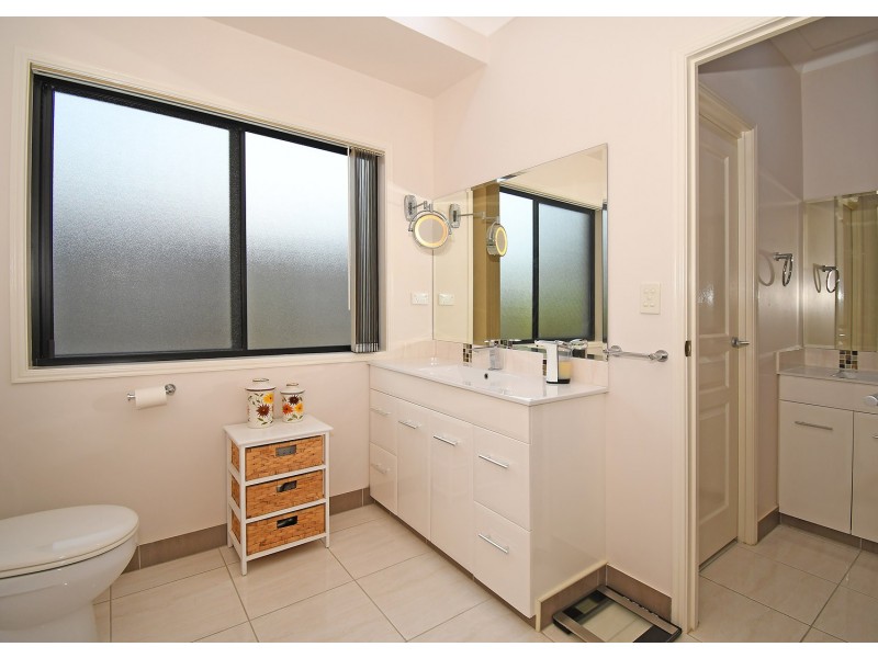 7 Parklands Boulevard, Wondunna QLD 4655