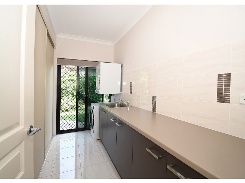 7 Parklands Boulevard, Wondunna QLD 4655