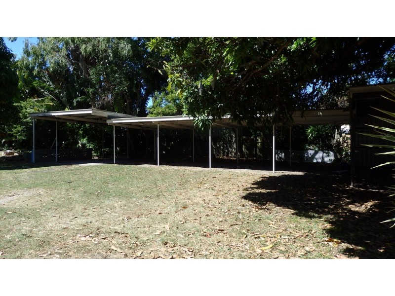399 Esplanade, Torquay QLD 4655