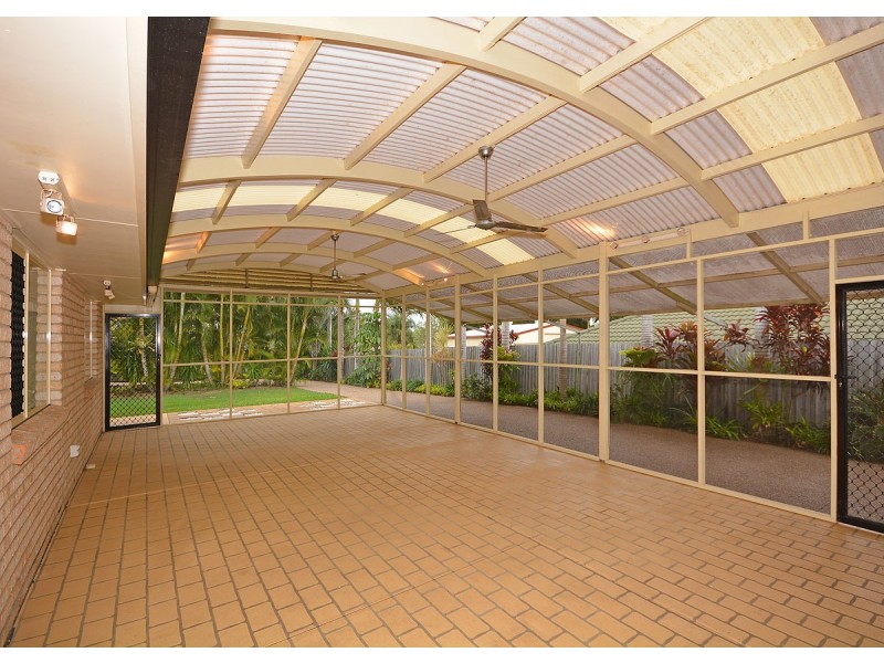 17 McLiver Street, Kawungan QLD 4655