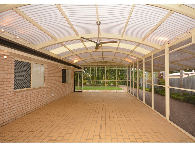 17 McLiver Street, Kawungan QLD 4655