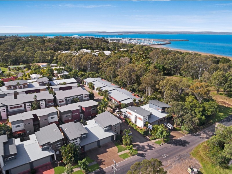 33/136 Pulgul Street, Urangan QLD 4655