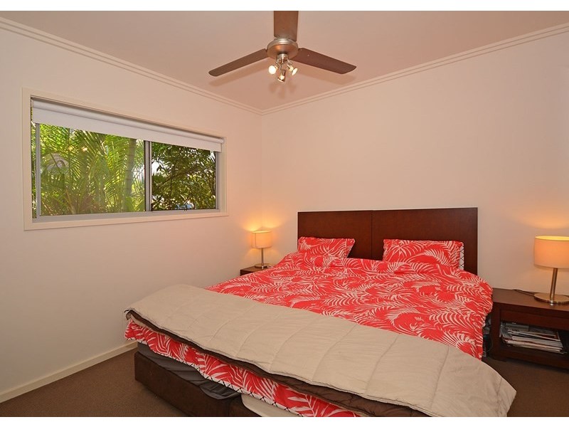 33/136 Pulgul Street, Urangan QLD 4655