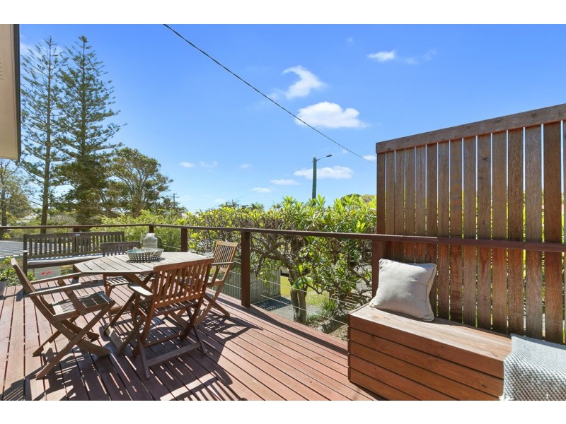65 Long Street, Point Vernon QLD 4655