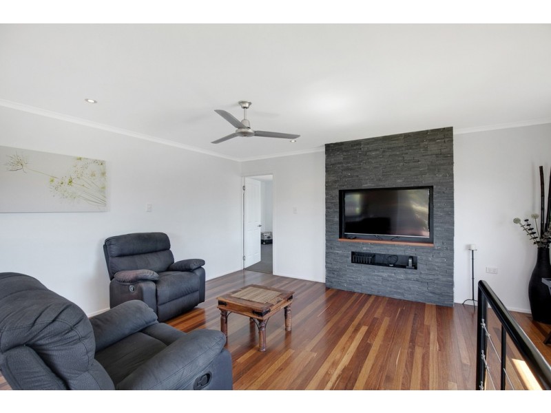 65 Long Street, Point Vernon QLD 4655