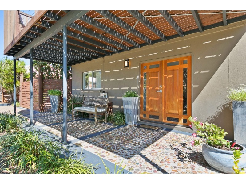 65 Long Street, Point Vernon QLD 4655