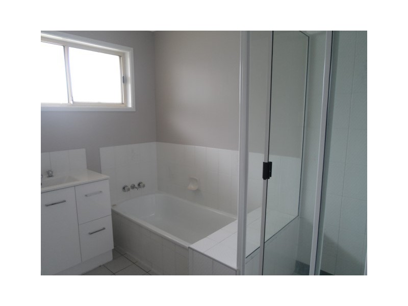 179 Dayman Street, Urangan QLD 4655