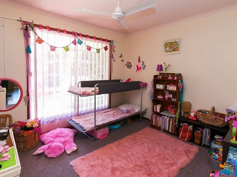 7 Debra Court, Urangan QLD 4655