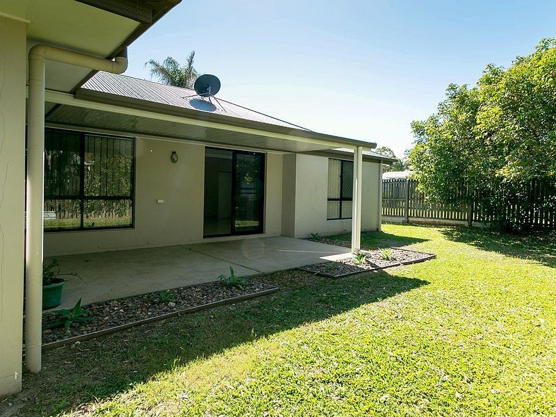 7 Debra Court, Urangan QLD 4655