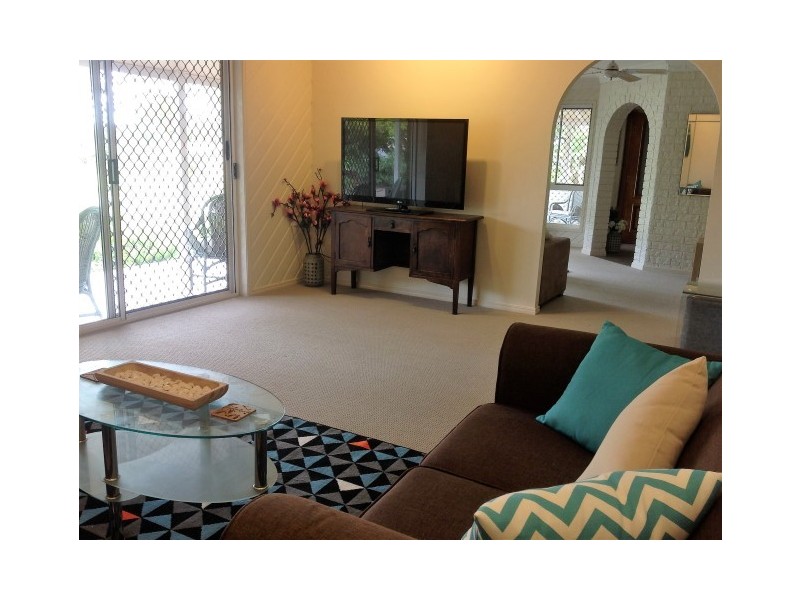 55 Johnston Boulevard, Urraween QLD 4655