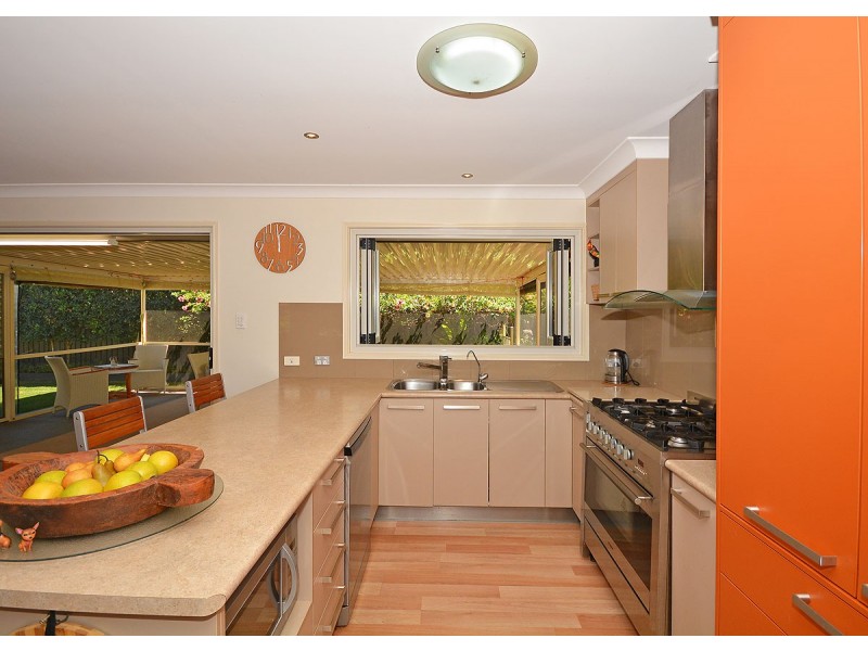 20 Tristania Crescent, Urangan QLD 4655