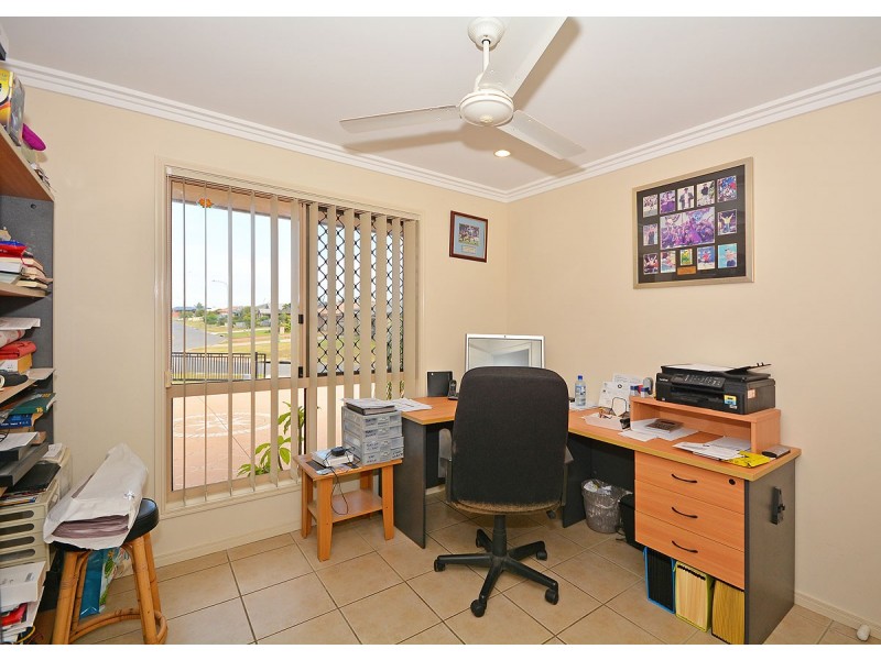 1 Clipper Street, Point Vernon QLD 4655