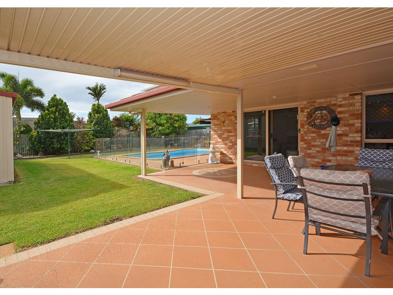 1 Clipper Street, Point Vernon QLD 4655