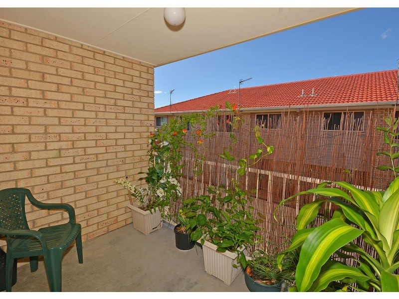 3/33 King Street, Urangan QLD 4655
