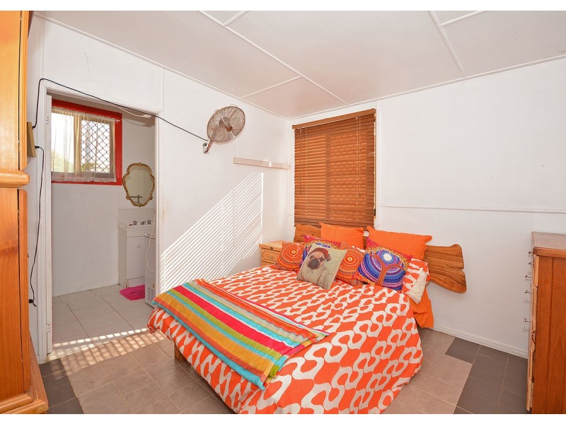 10 Crawford Street, Torbanlea QLD 4662