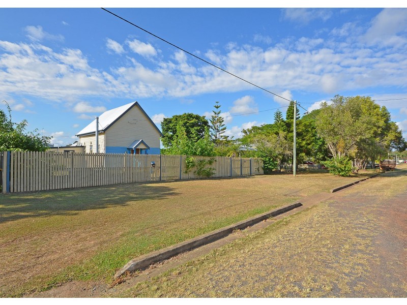 10 Crawford Street, Torbanlea QLD 4662