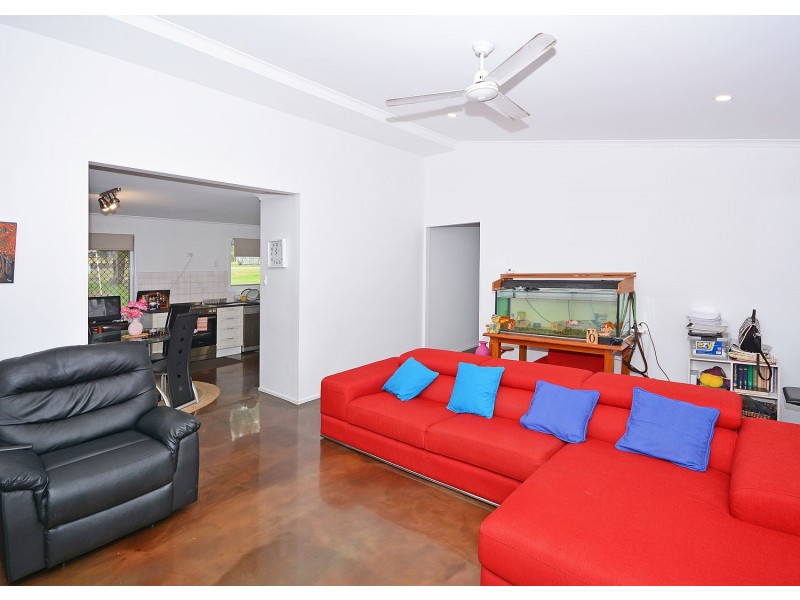 384 Torquay Terrace, Torquay QLD 4655