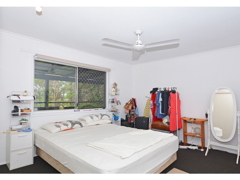 384 Torquay Terrace, Torquay QLD 4655