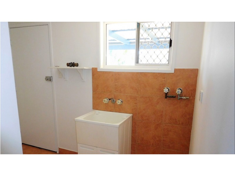 384 Torquay Terrace, Torquay QLD 4655