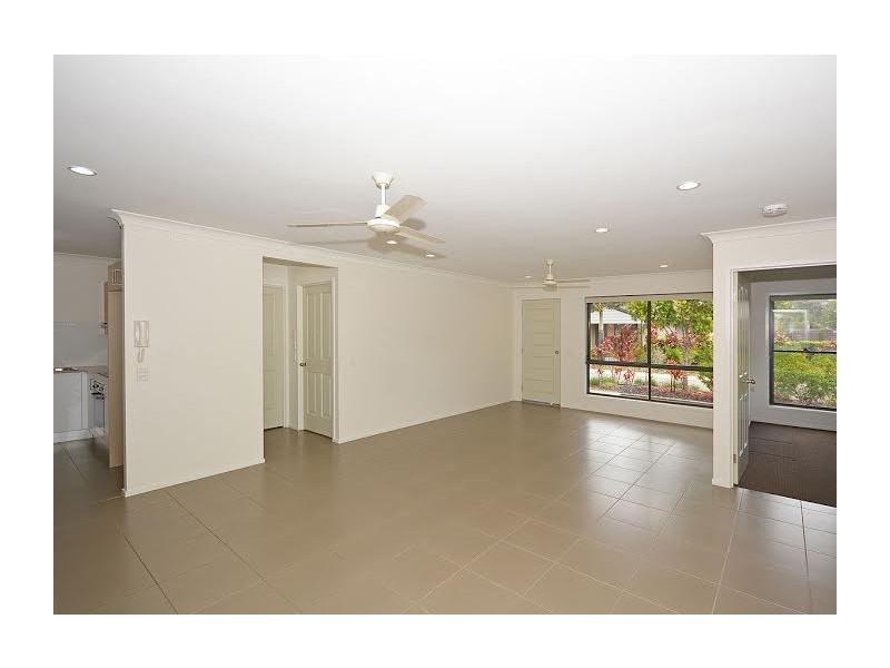 118/230 Pulgul Street, Urangan QLD 4655