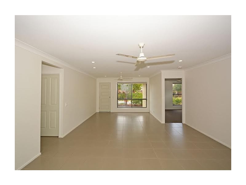 118/230 Pulgul Street, Urangan QLD 4655