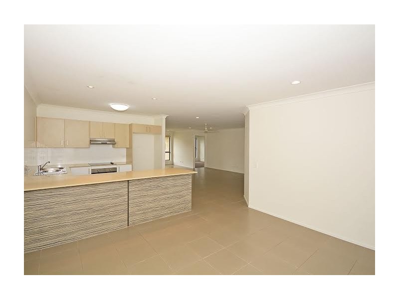 118/230 Pulgul Street, Urangan QLD 4655