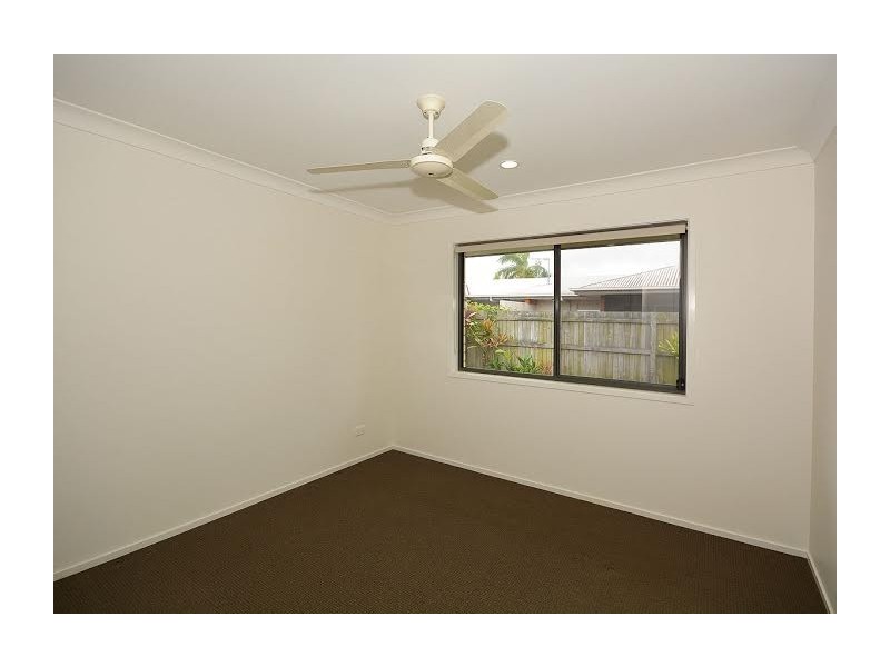 118/230 Pulgul Street, Urangan QLD 4655
