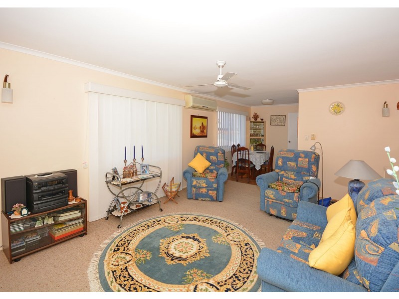 14 Saunders Street, Point Vernon QLD 4655