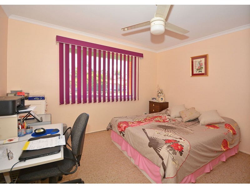 14 Saunders Street, Point Vernon QLD 4655