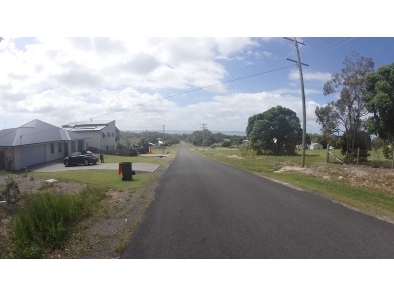 24 Pacific Drive, Booral QLD 4655