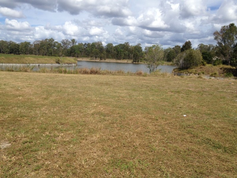 39 Northshore Avenue, Toogoom QLD 4655