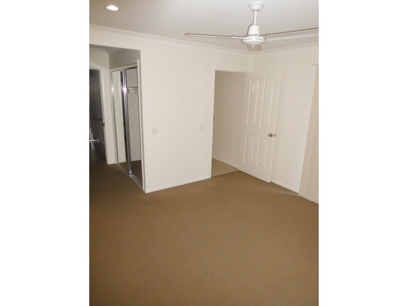 176/230 Pulgul Street, Urangan QLD 4655