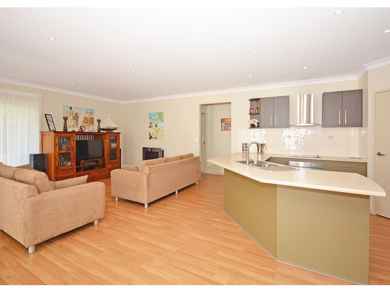 12 Lilly Pilly Drive, Burrum Heads QLD 4659