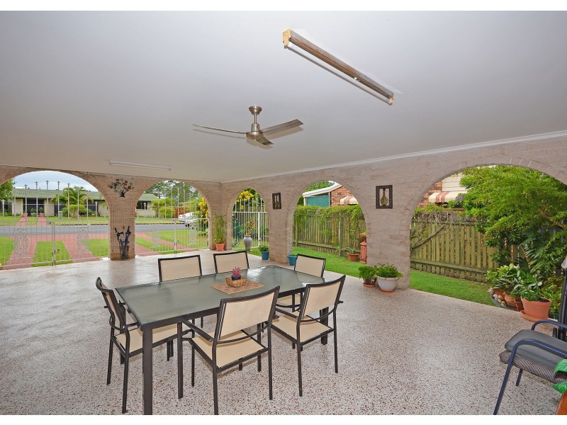 22 Hayworth Street, Point Vernon QLD 4655
