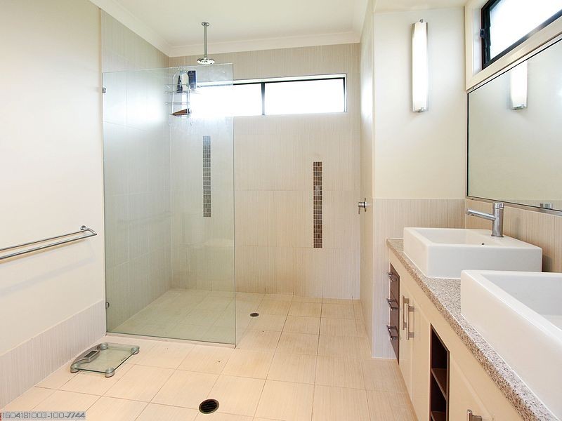 2 Norfolk Court, Kawungan QLD 4655