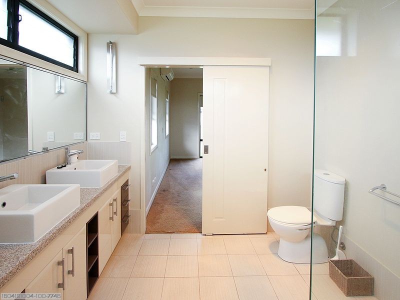2 Norfolk Court, Kawungan QLD 4655